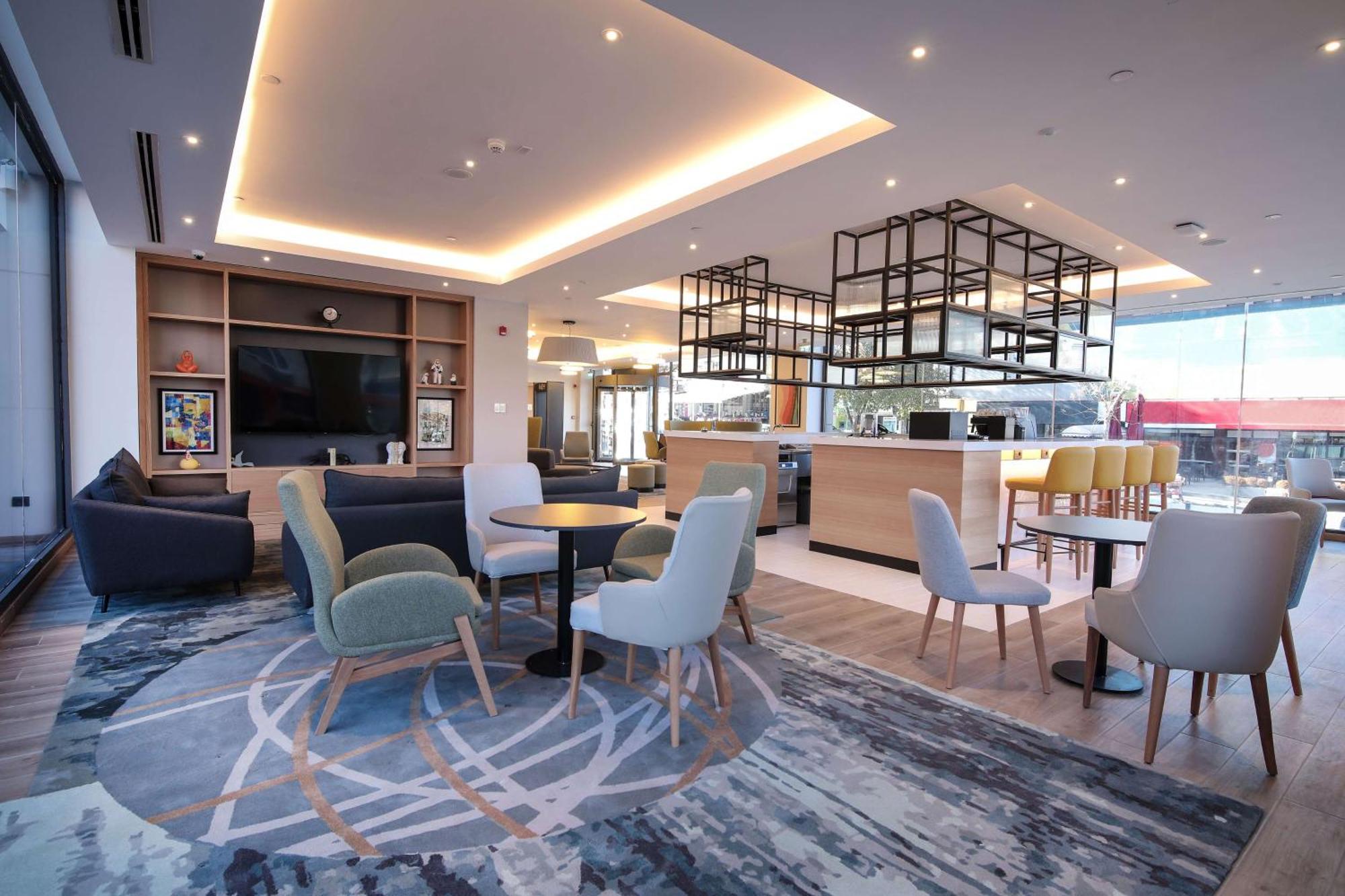 Hilton Garden Inn Ankara Cankaya Bagian luar foto